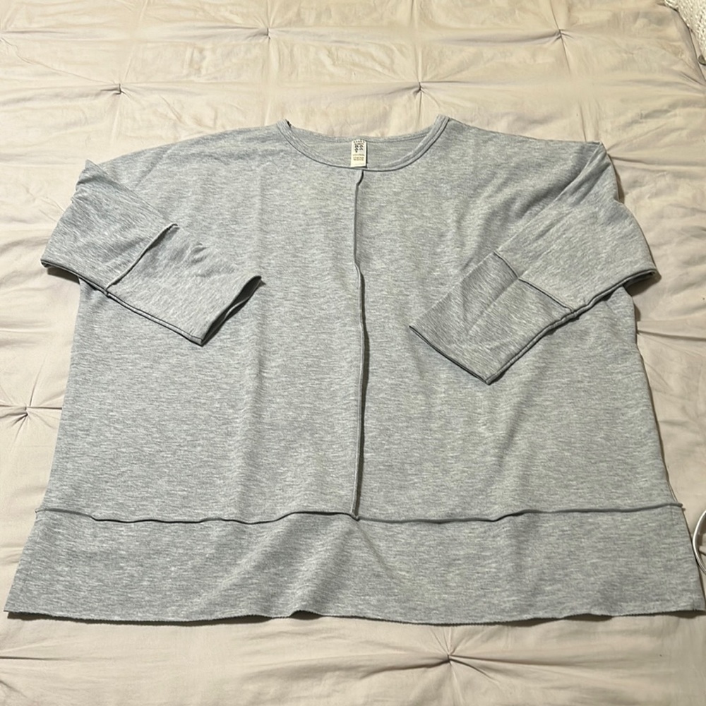 Spanx Perfect Length Dolman
Sweatshirt Women's Size XL color grey